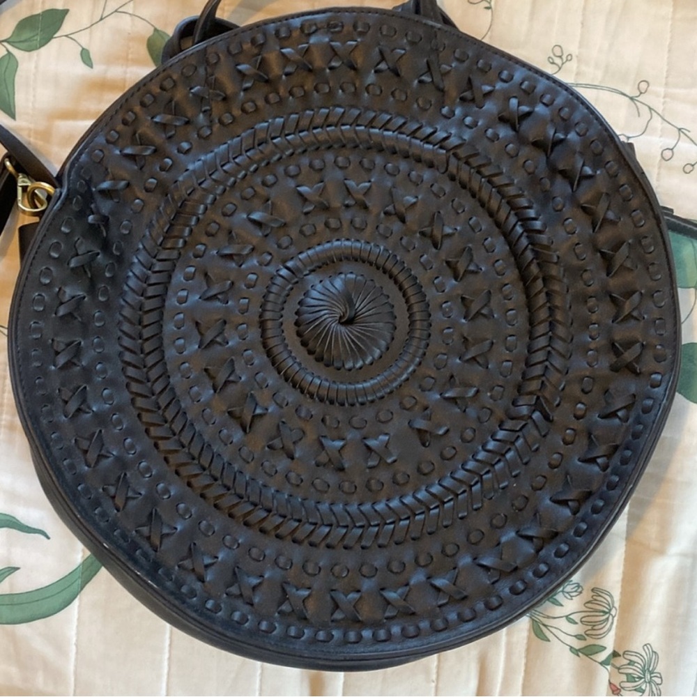 Anthropologie Black Round Woven Leather Shoulder Bag - Picture 4 of 8